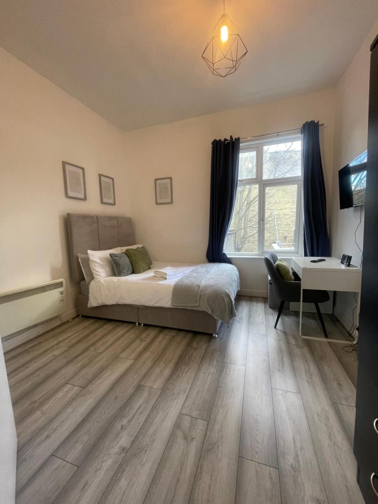 Camberwell Living Studio - Zone 2 Apartment